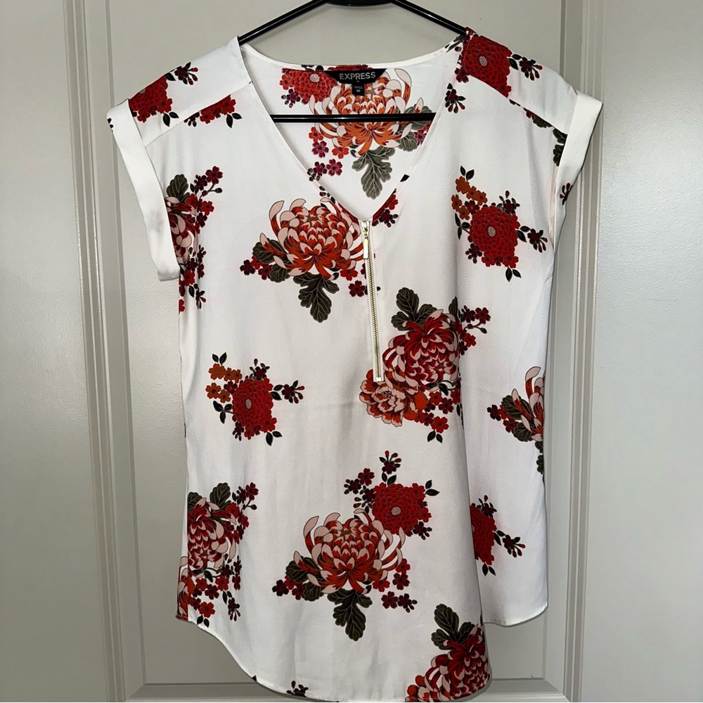 Express Women’s Floral Blouse
